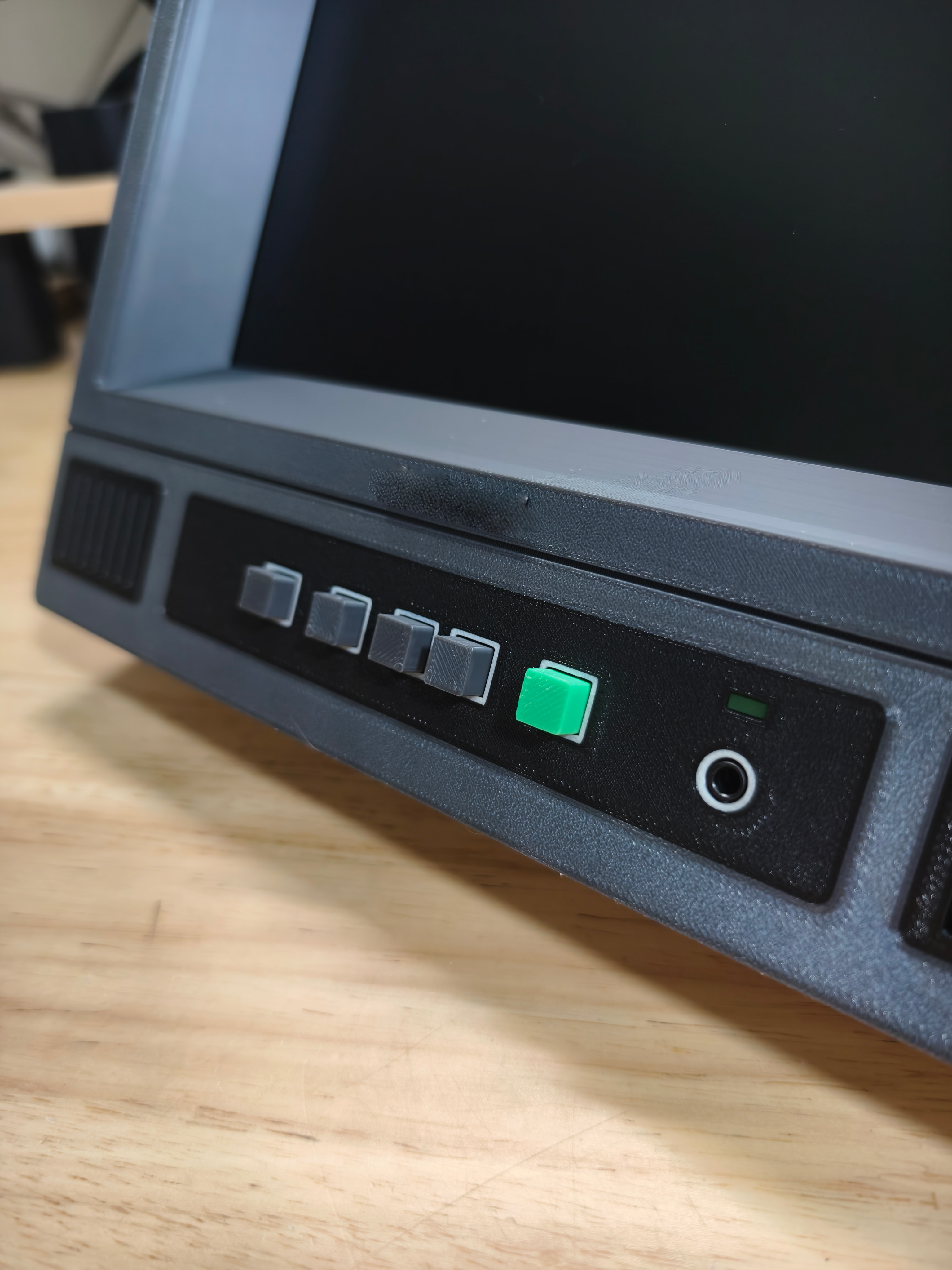 CRT Monitor Style 10.4 InchRet - Arcade Game Jackpot のレビューと価格
